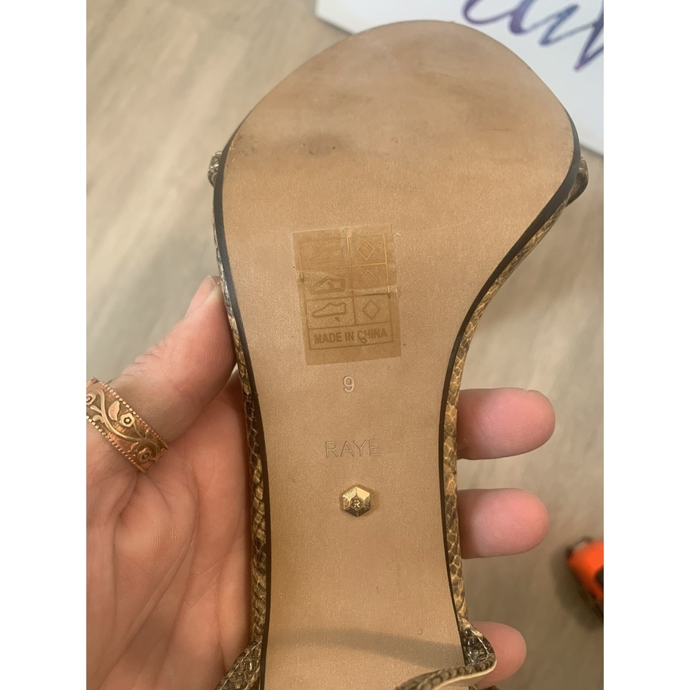 ( 17 ) Raye womens heels brownn color size 9 - Picture 6 of 6
